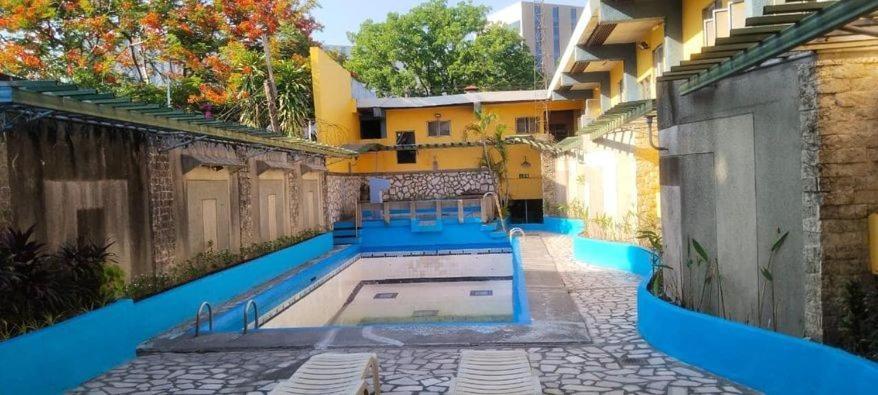 2 Hotel Saleh Ángeles Exterior foto